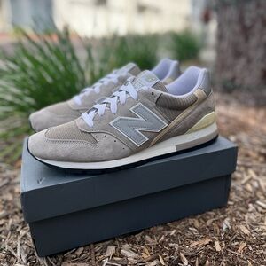 New Balance 996 Core Shoes (made in USA) size 9.5